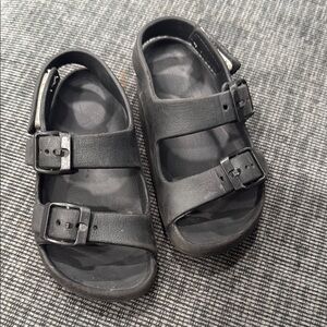 Black Sandals Two-Strap Comfort